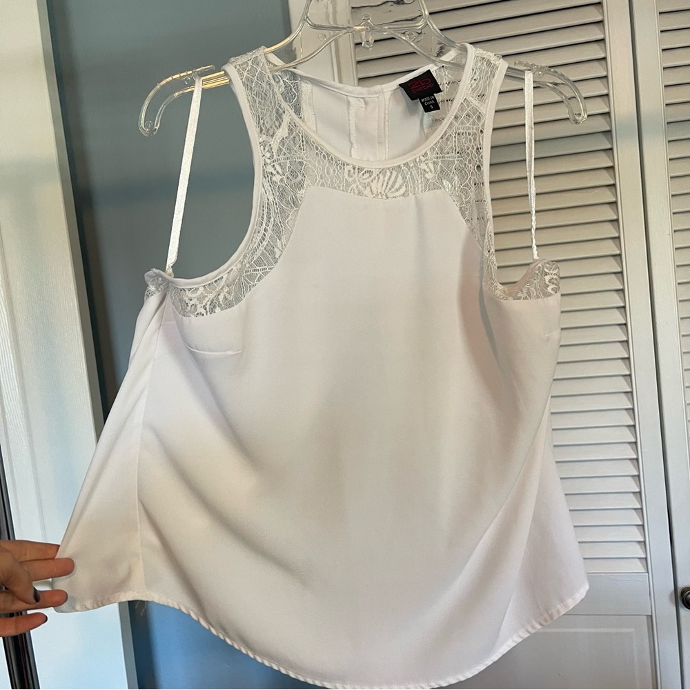 2b Bebe white tank top